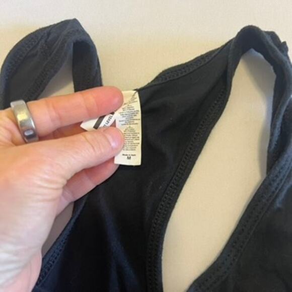 Barcode Clothing Skeleton Kettlebell Heart Tank Top Black M - Picture 3 of 6